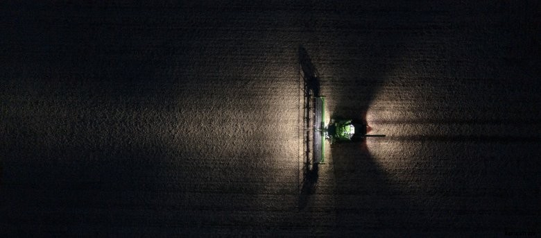 John Deere LED lighting package on model year 2022 S Series combine